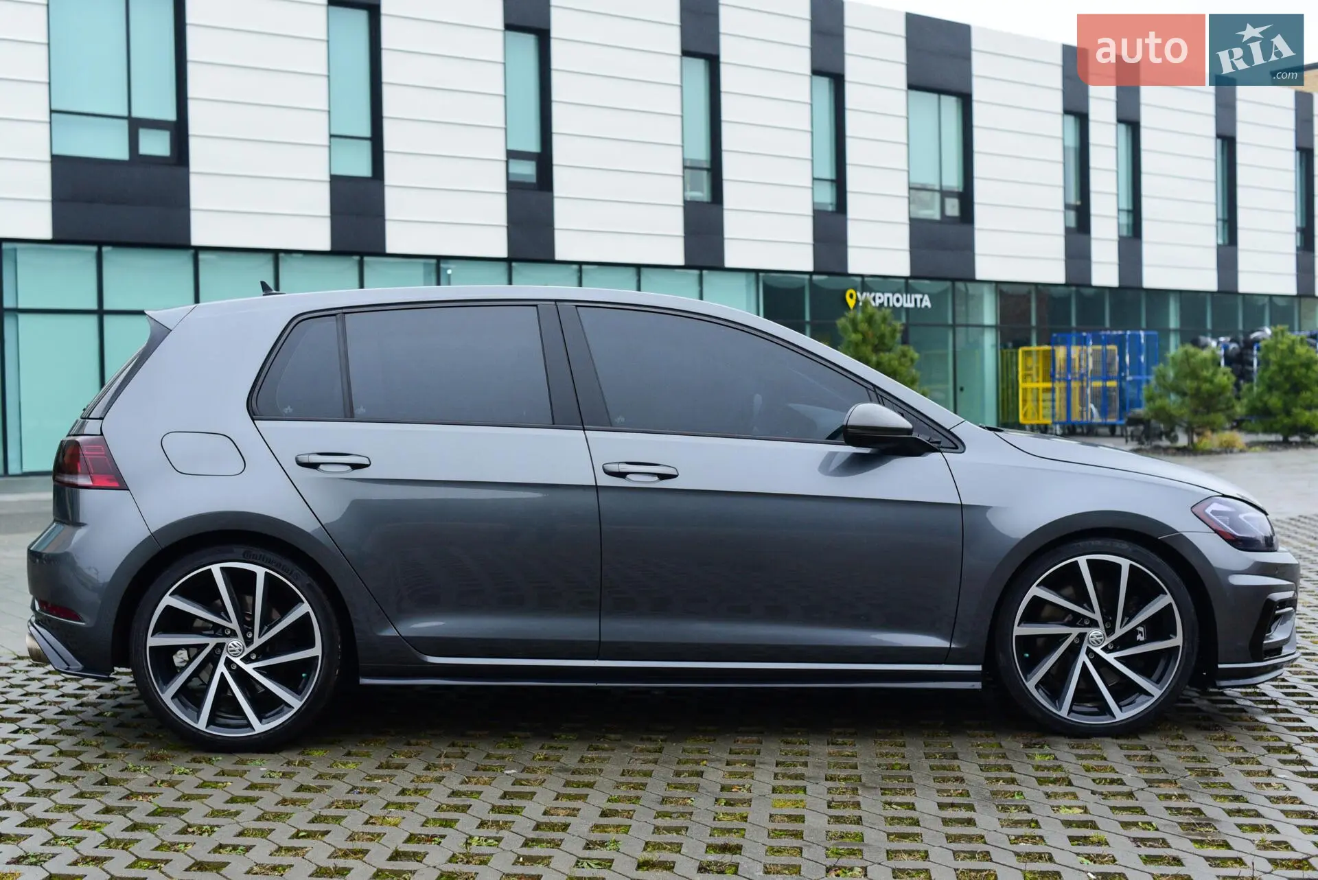 2017 Volkswagen Golf R - мініатюра 11