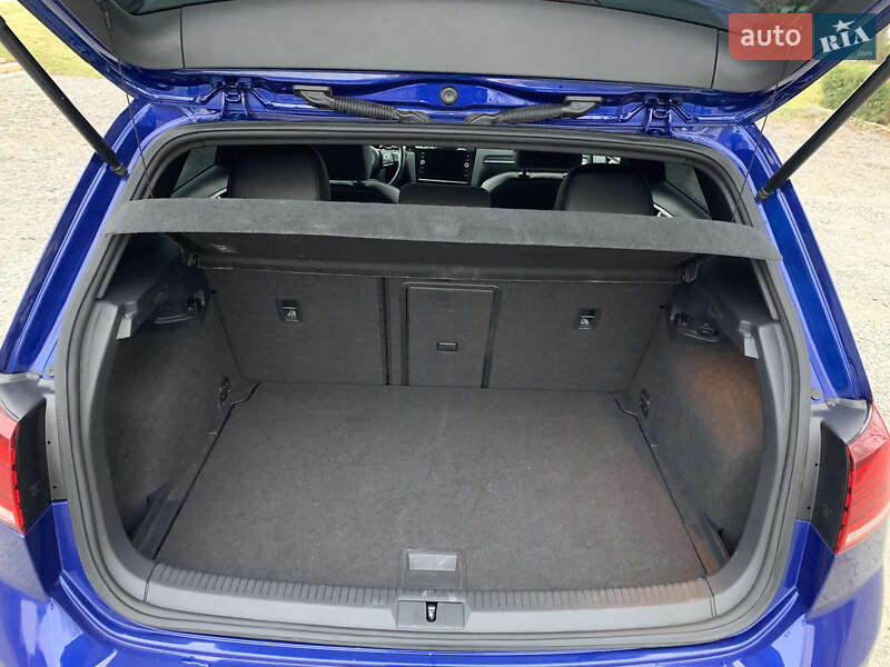 Хэтчбек Volkswagen Golf R 2018 в Умани фото 6 Хэтчбек Volkswagen Golf R 2018 в Умани