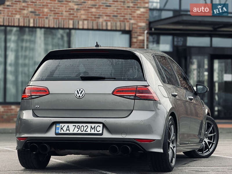 Хетчбек Volkswagen Golf R 2015 в Києві