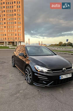 Хэтчбек Volkswagen Golf R 2017 в Львове