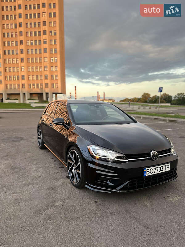Volkswagen Golf R 2017