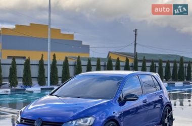 Хэтчбек Volkswagen Golf R 2015 в Житомире