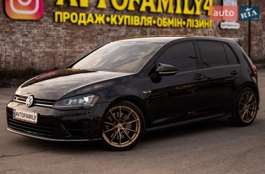 Хэтчбек Volkswagen Golf R 2016 в Днепре