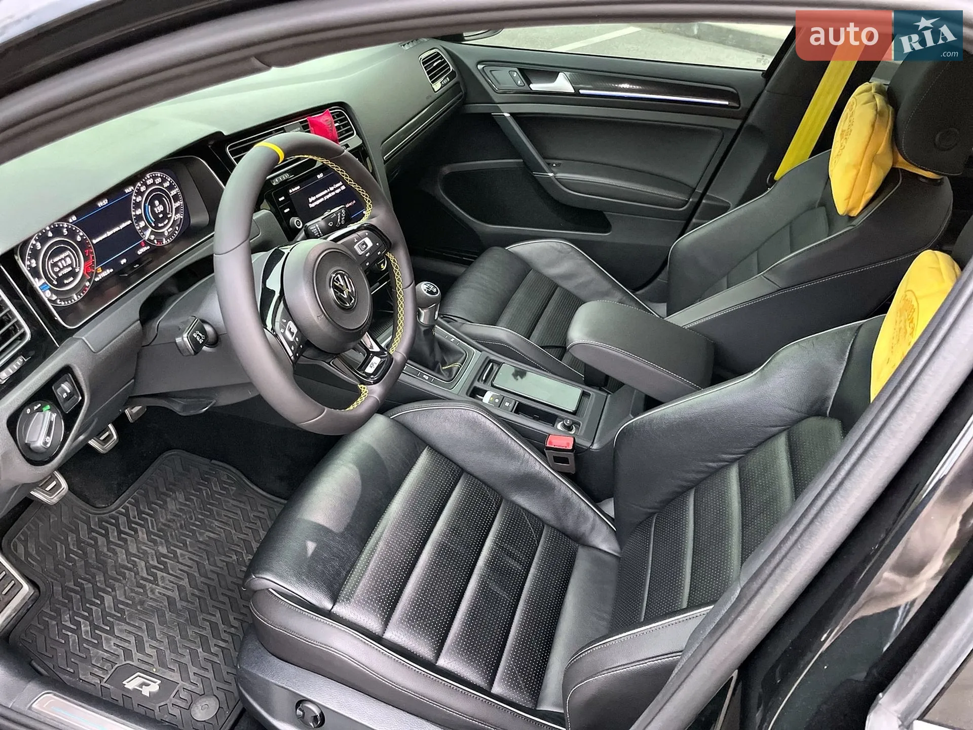 2019 Volkswagen Golf R - мініатюра 14
