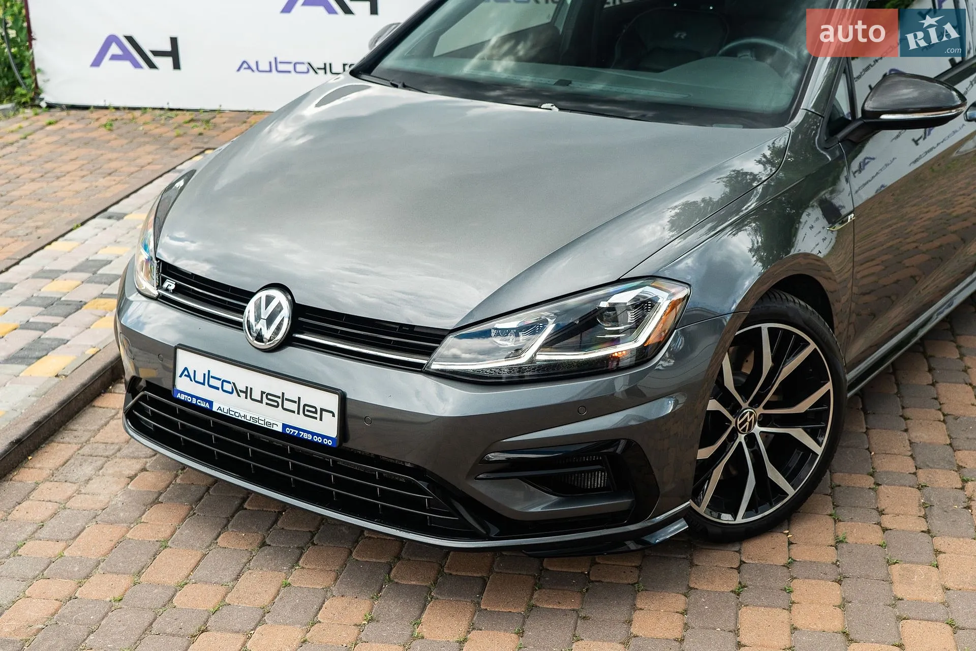 2019 Volkswagen Golf R - мініатюра 10