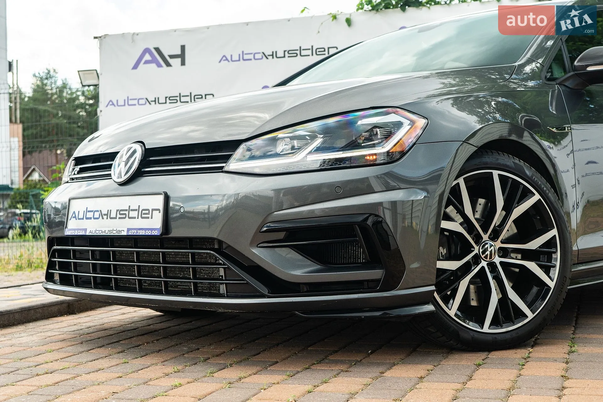 2019 Volkswagen Golf R - мініатюра 9