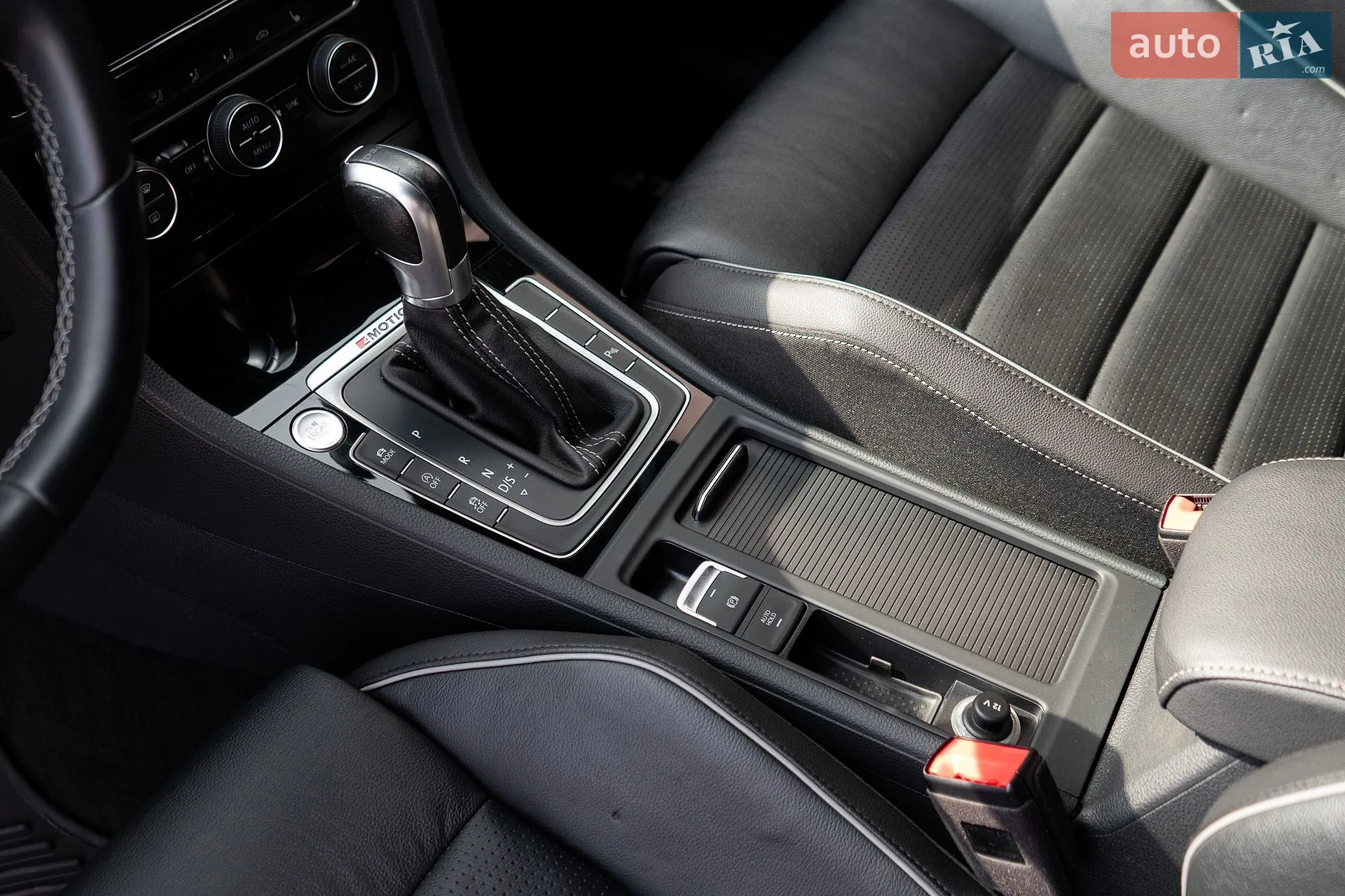 2019 Volkswagen Golf R - мініатюра 48