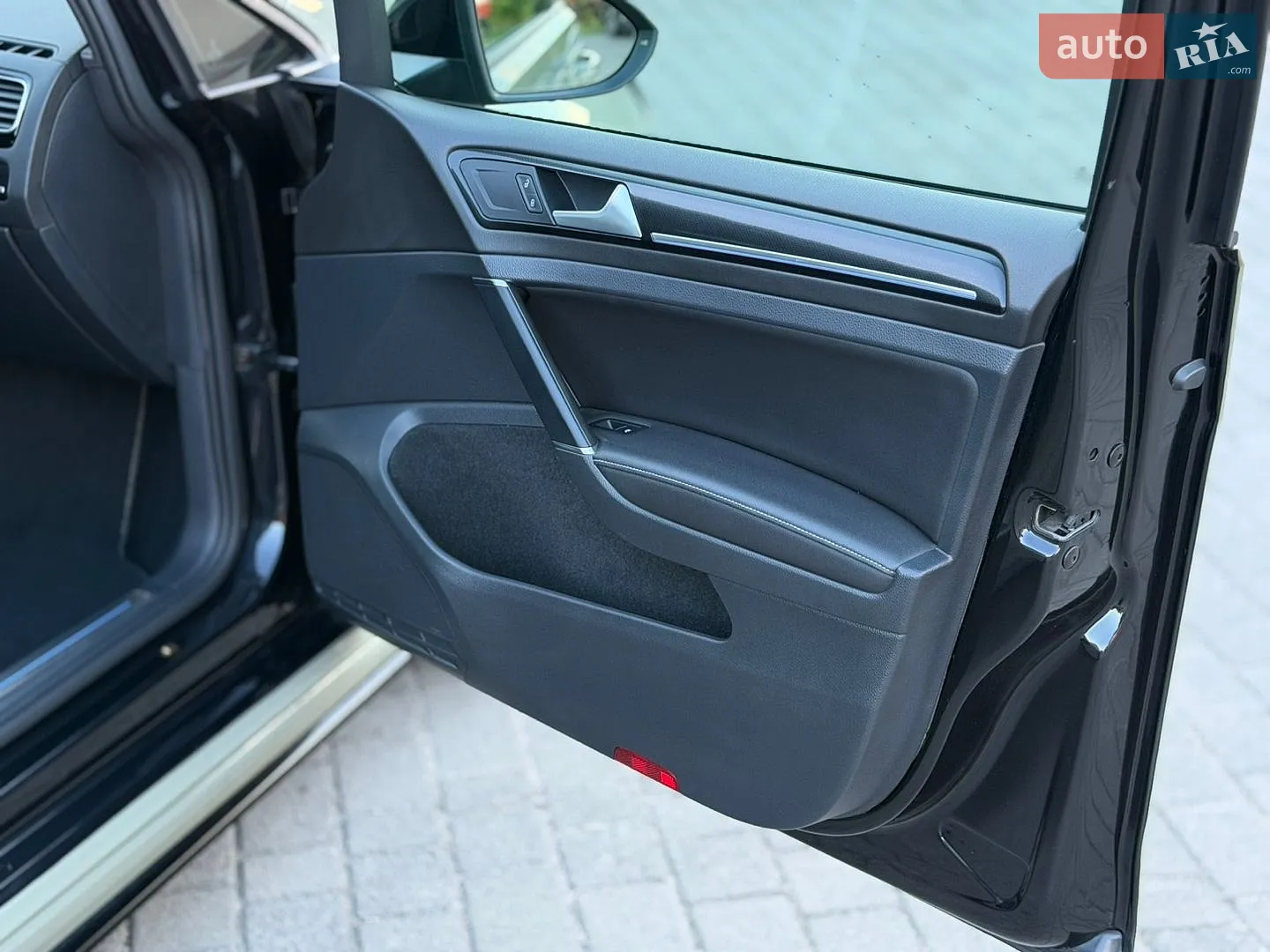 2017 Volkswagen Golf R - мініатюра 15