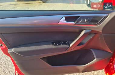 Хэтчбек Volkswagen Golf Sportsvan 2016 в 