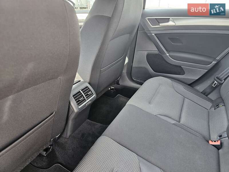 Микровэн Volkswagen Golf Sportsvan 2015 в Киеве