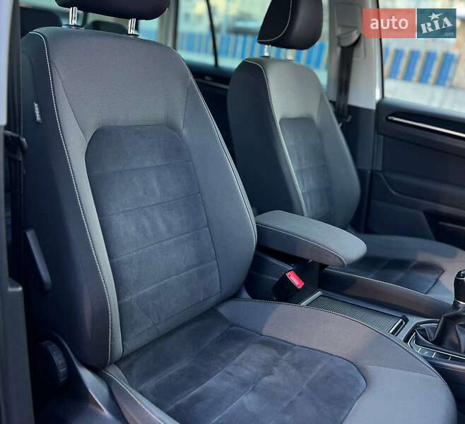 Микровэн Volkswagen Golf Sportsvan 2017 в Киеве