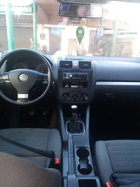 Volkswagen Golf V