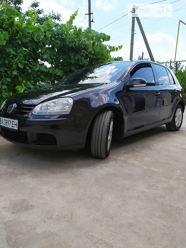 Volkswagen Golf V