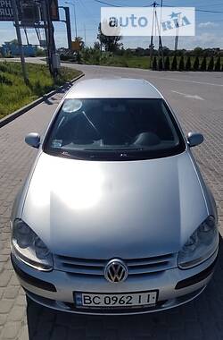 Купе Volkswagen Golf V 2004 в Львове