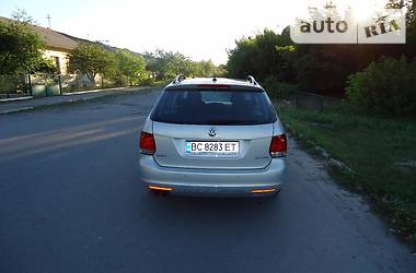 Универсал Volkswagen Golf 2011 в Бродах