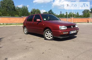 Хетчбек Volkswagen Golf 1997 в Дрогобичі