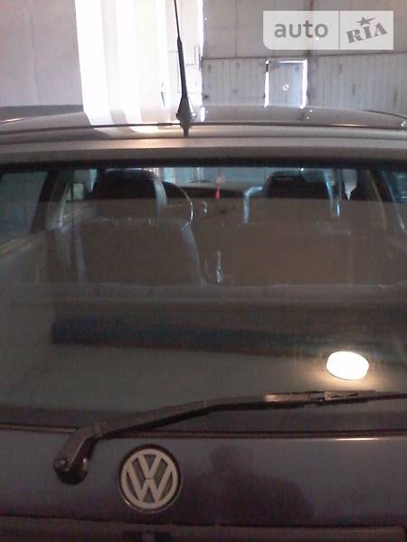 Хетчбек Volkswagen Golf 1993 в Золочеві