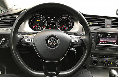 Хэтчбек Volkswagen Golf 2013 в Сумах