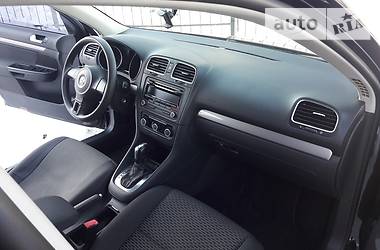 Универсал Volkswagen Golf 2011 в Киеве