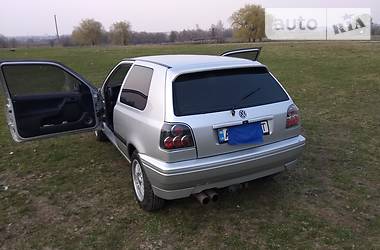 Хэтчбек Volkswagen Golf 1994 в Бердичеве