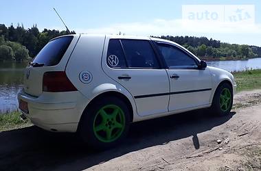 Седан Volkswagen Golf 2002 в Чернигове