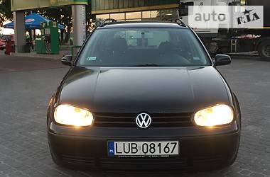Универсал Volkswagen Golf 2001 в Владимир-Волынском