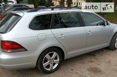Універсал Volkswagen Golf 2011 в 