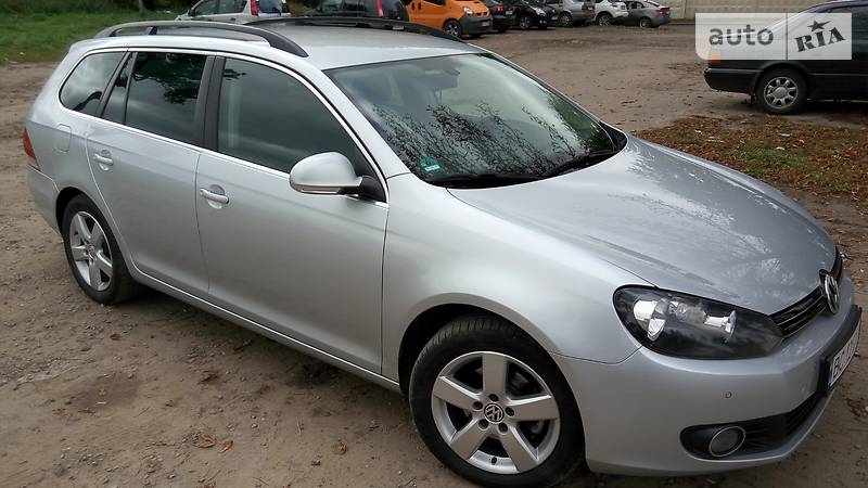 Універсал Volkswagen Golf 2011 в 