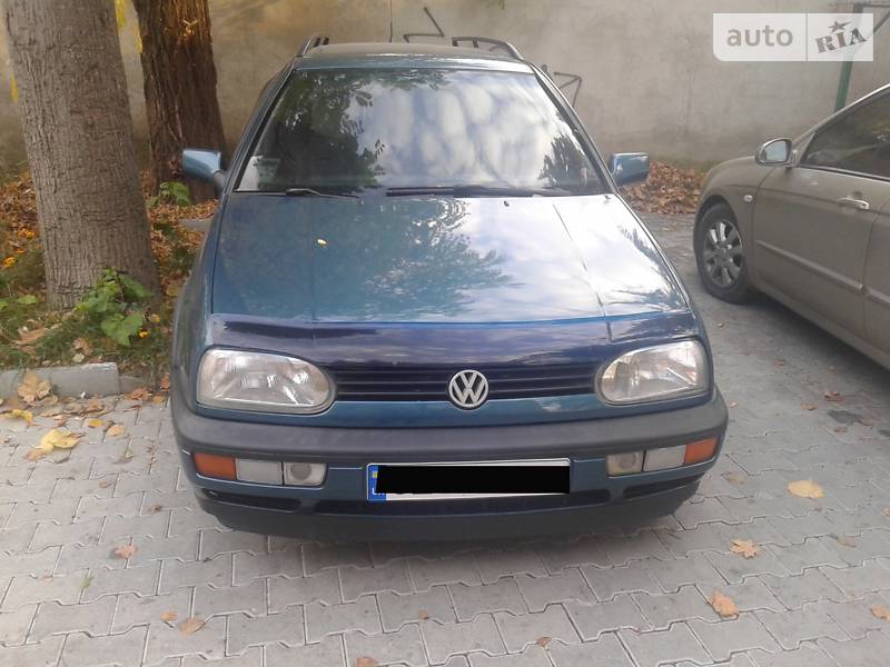 Универсал Volkswagen Golf 1994 в Черновцах