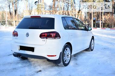 Хэтчбек Volkswagen Golf 2011 в Харькове