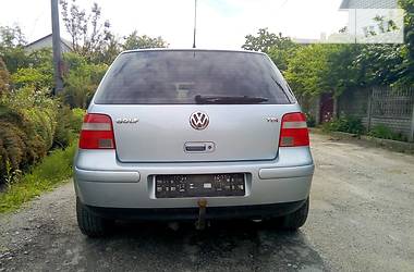 Хэтчбек Volkswagen Golf 2003 в Киеве