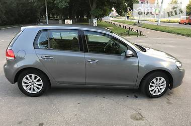 Хетчбек Volkswagen Golf 2012 в Кропивницькому