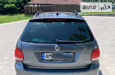 Универсал Volkswagen Golf 2012 в 