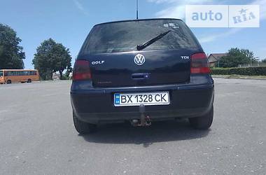 Хетчбек Volkswagen Golf 1998 в Києві