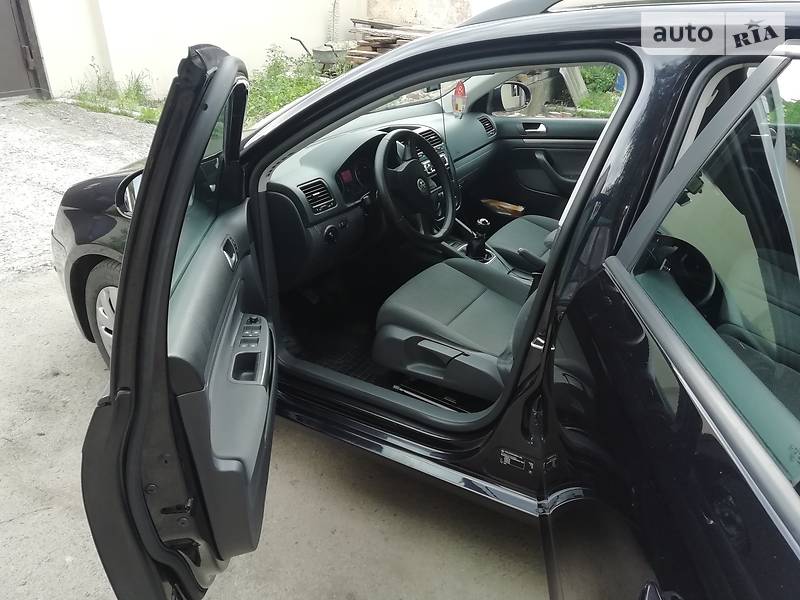 Універсал Volkswagen Golf 2007 в Івано-Франківську