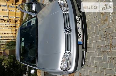 Хэтчбек Volkswagen Golf 2001 в Киеве