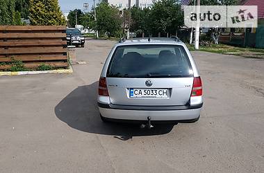 Універсал Volkswagen Golf 2003 в Черкасах