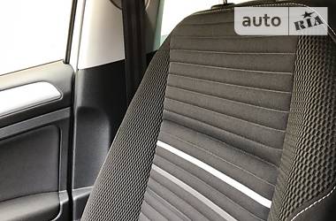 Універсал Volkswagen Golf 2014 в 