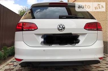 Універсал Volkswagen Golf 2014 в 