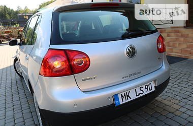 Хэтчбек Volkswagen Golf 2008 в Трускавце