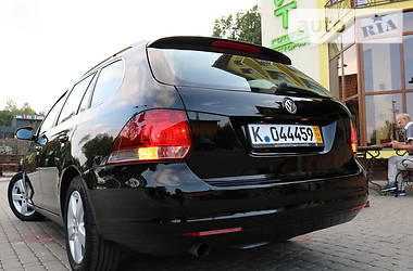 Универсал Volkswagen Golf 2013 в Трускавце