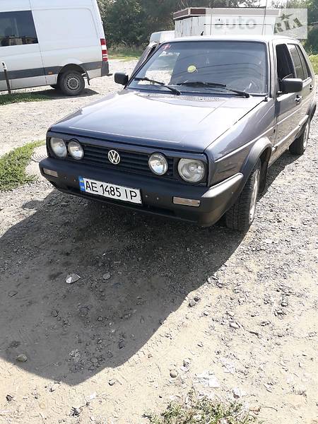 Хэтчбек Volkswagen Golf 1989 в Черновцах
