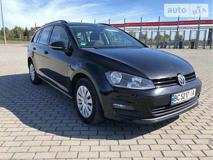 Универсал Volkswagen Golf 2016 в Львове