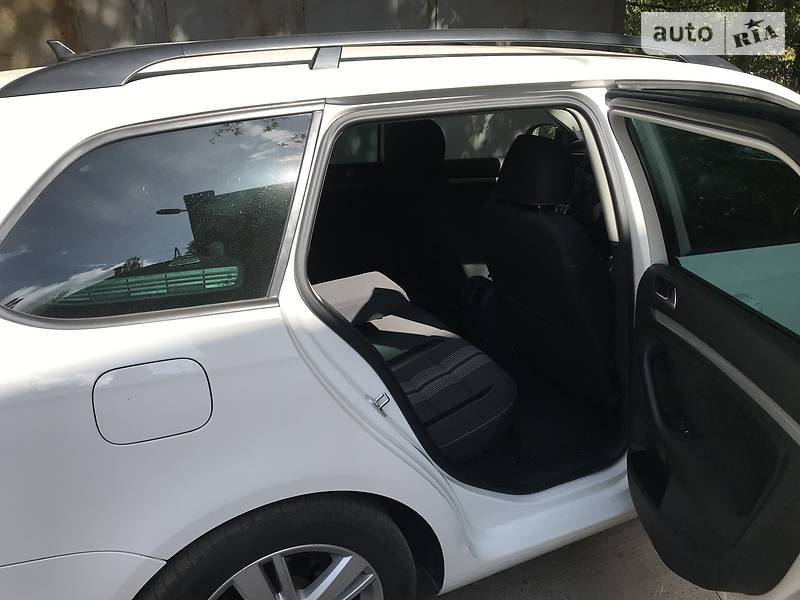 Універсал Volkswagen Golf 2013 в Києві