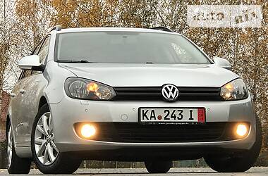 Универсал Volkswagen Golf 2010 в Дрогобыче