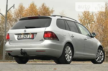 Универсал Volkswagen Golf 2010 в Дрогобыче