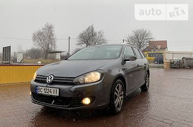 Универсал Volkswagen Golf 2011 в Дрогобыче