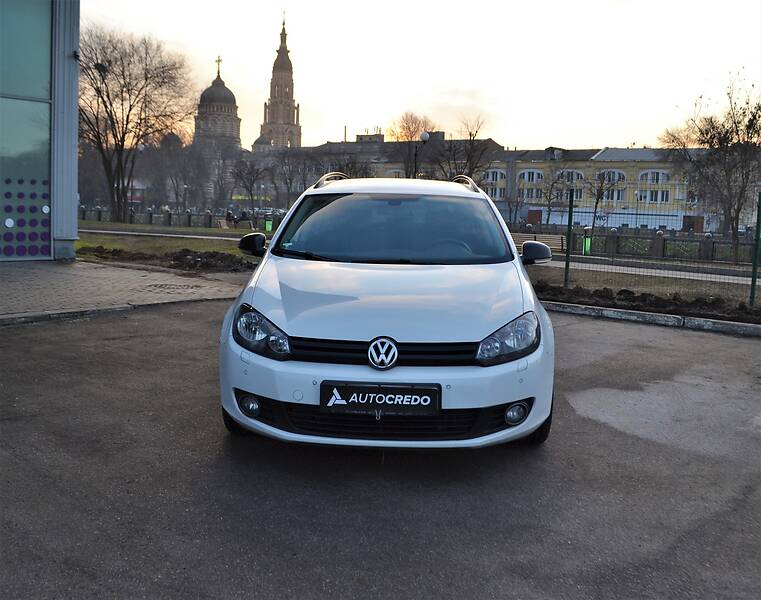 Універсал Volkswagen Golf 2013 в Харкові