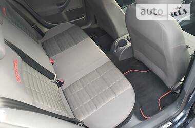 Хетчбек Volkswagen Golf 2006 в 