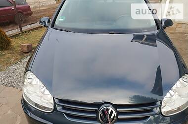 Хетчбек Volkswagen Golf 2006 в 